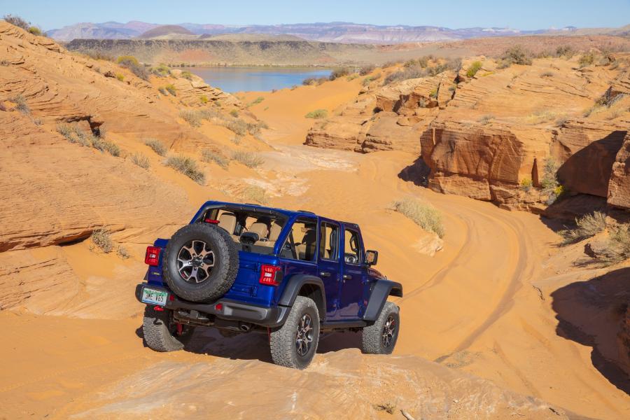  Jeep Wrangler Unlimited Rubicon EcoDiesel (JL) 2019 года  (NA) (фото 27 из 85)